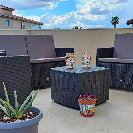 Rainbow, Siracusa Appartement *